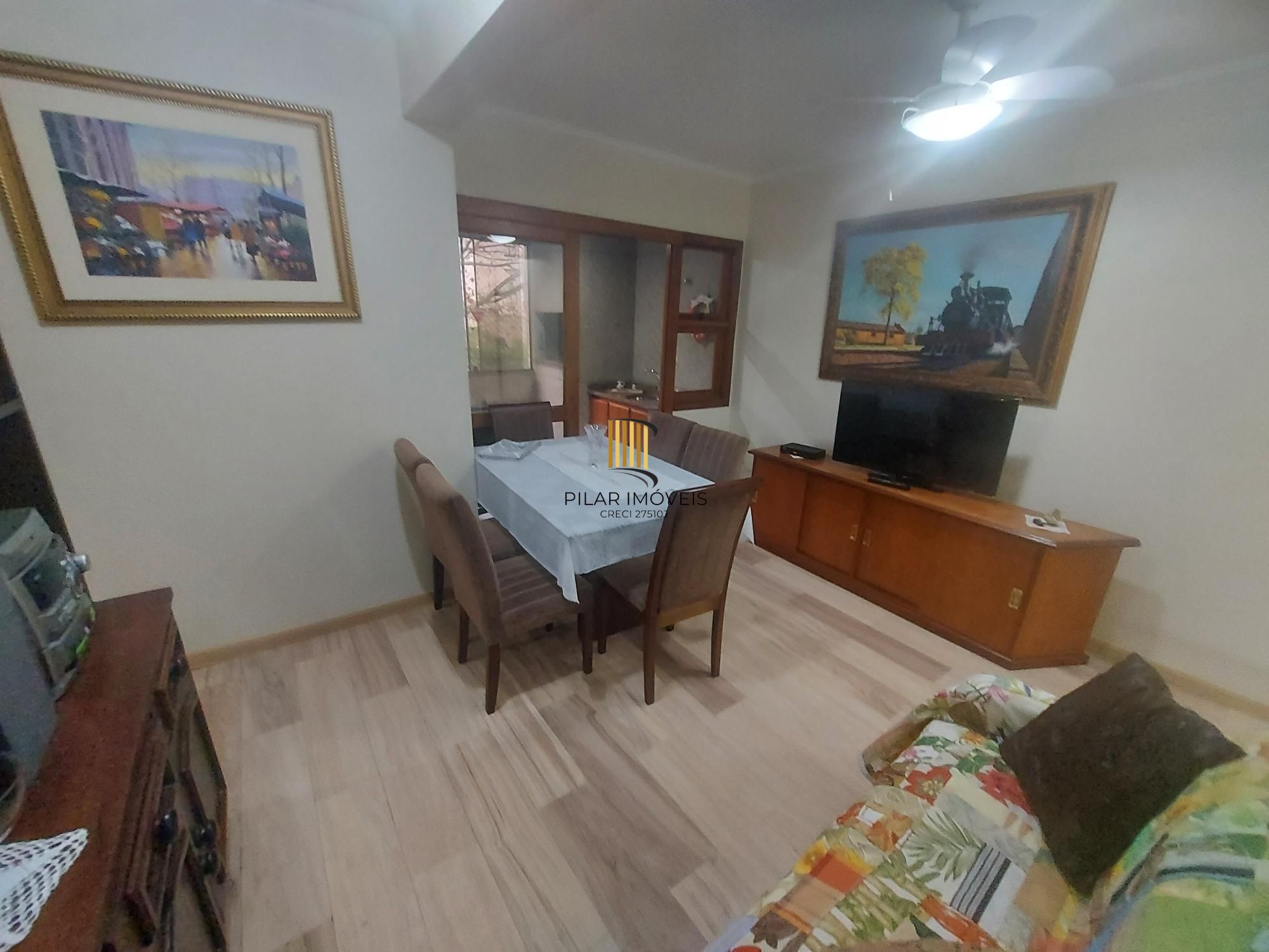 Vende-se apartamento de 2 quartos, 2 vagas, 74m² e sacada e churrasqueira - Higienópolis