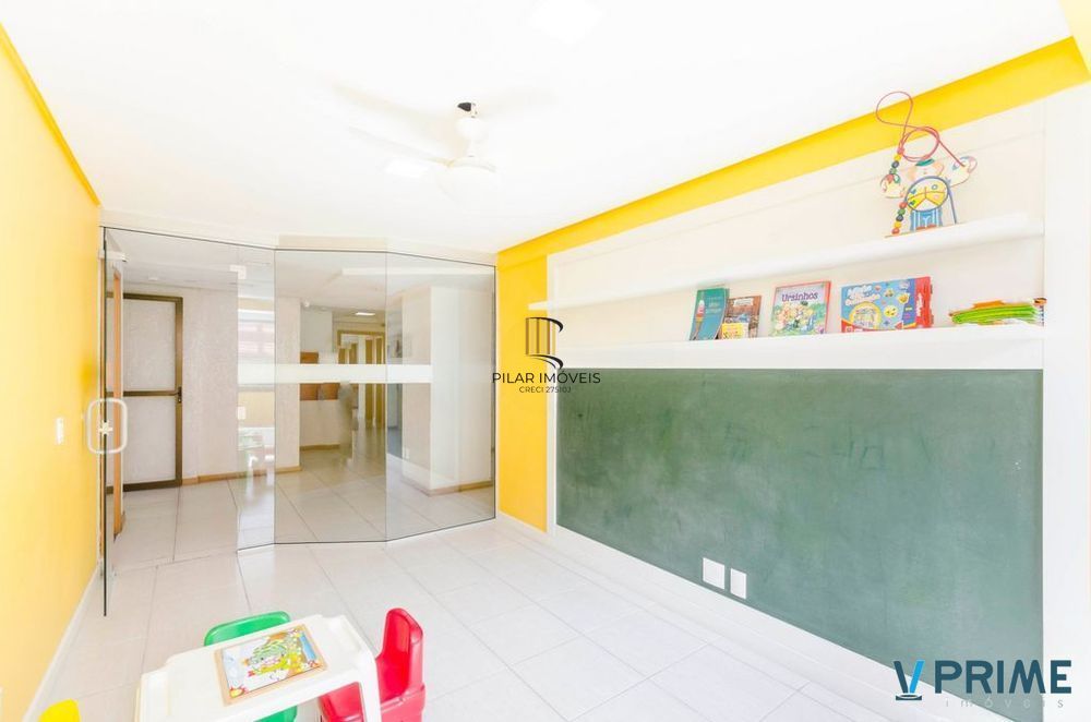 Vende-se apartamento com 3 quartos (1 suíte), 71 m² privativos e 2 vagas – Partenon