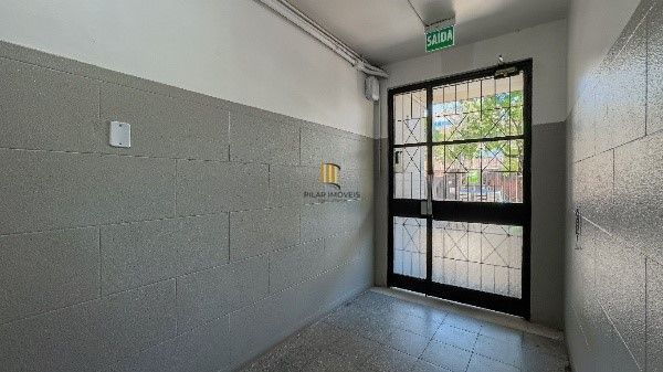 Vende-se amplo apartamento com 3 quartos - 113 m² -Rio Branco