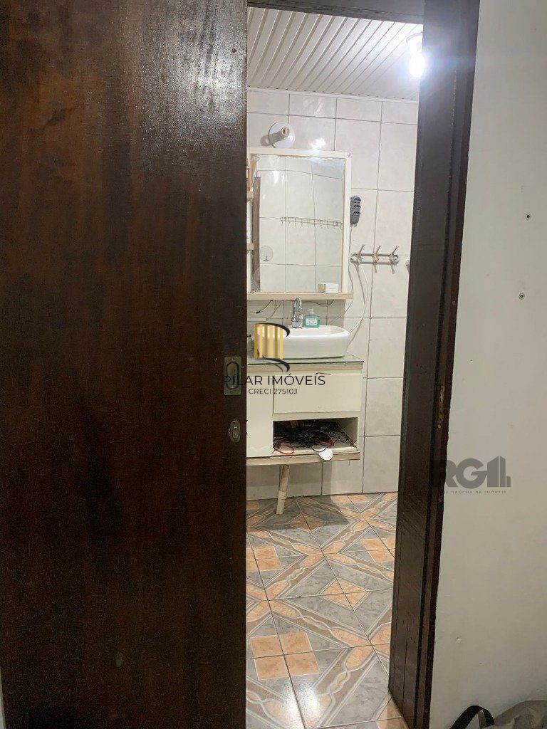 Vende-se casa 3 quartos com suíte e 3 vagas de garagem - 130m² - Jardim Itu Sabará