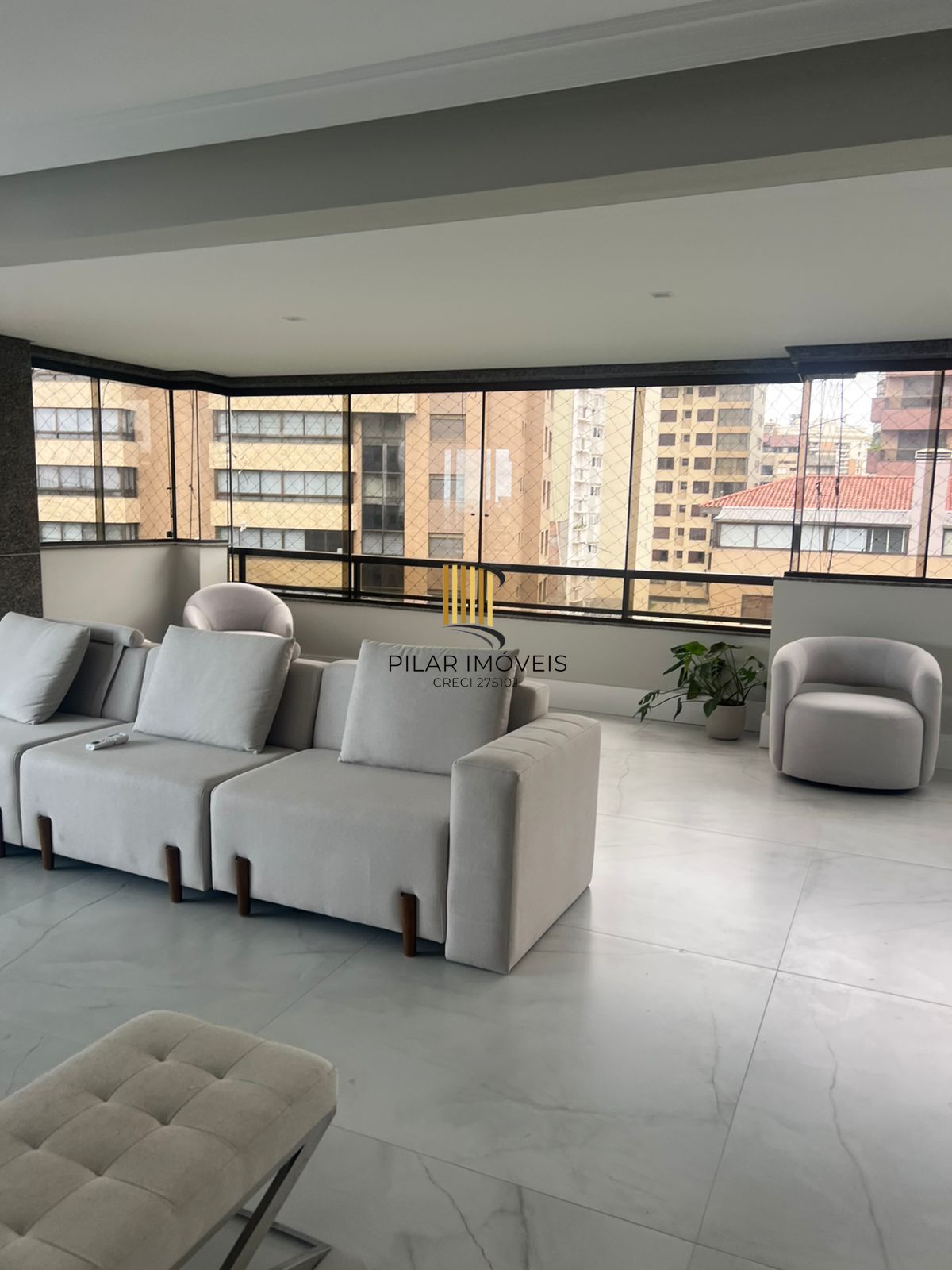 Vende-se apartamento com 4 suítes, 333m² e 3 vagas - Bela Vista