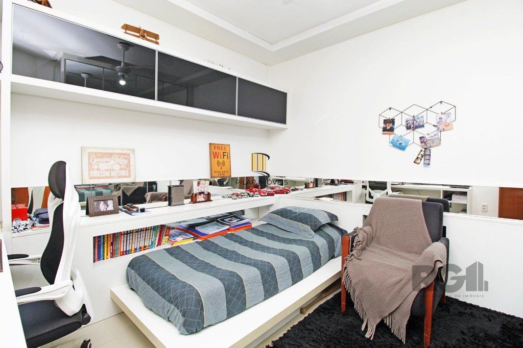 Vende-se casa duplex 3 dormitórios com 2 vagas próximo ao Clínicas - Santana
