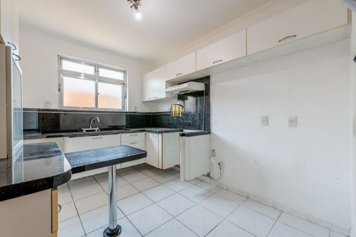 Vende-se apartamento com 3 quartos(1 suíte), 110m2, lareira e 1 vaga - Rio Branco