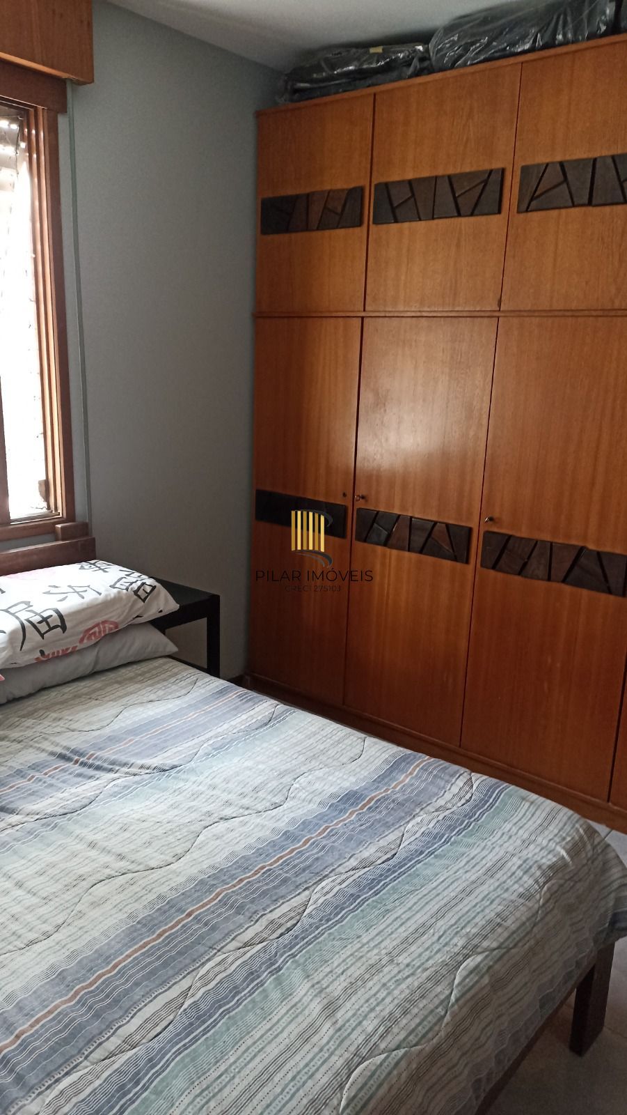 Vende-se apartamento de 1 dormitório com sacada e 47m² - Cidade Baixa