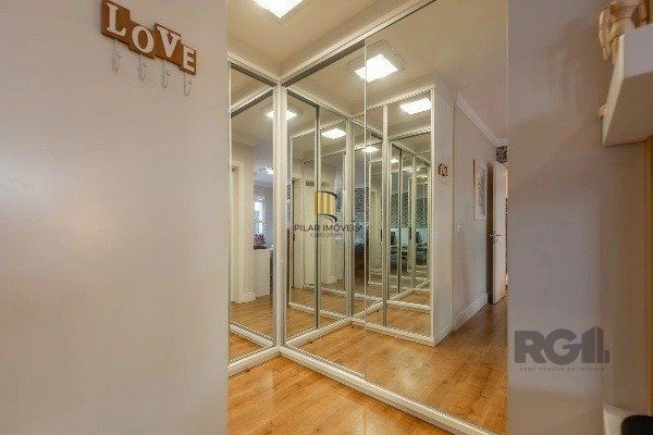 Vende-se amplo apartamento 3 dorm c/ suíte, 3 vagas, churrasqueira, lareira - 113m² - Bela Vista