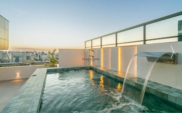 Vende-se luxuosa cobertura com 270m²- 3 suítes, 3 vagas e piscina no Auxiliadora - Pilar Imóveis