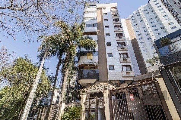 Vende-se luxuoso apartamento 3 quartos com suíte, 2 vagas, lareira, churrasqueira, próximo da encol - 133m² - Bela Vista