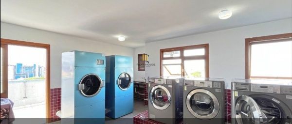 Vende-se apartamento com 1 quarto, 43 m² e 1 vaga – Menino Deus