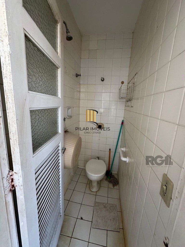 Vende-se apartamento 3 quartos com suíte, dependencia completa e hidro próximo ao Parcão - 133m² - Moinhos de Vento