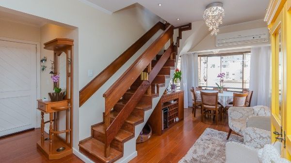 Vende-se cobertura com 3 quartos (1 suíte), piscina privativa, 202m² e 2 vagas - Mont Serrat