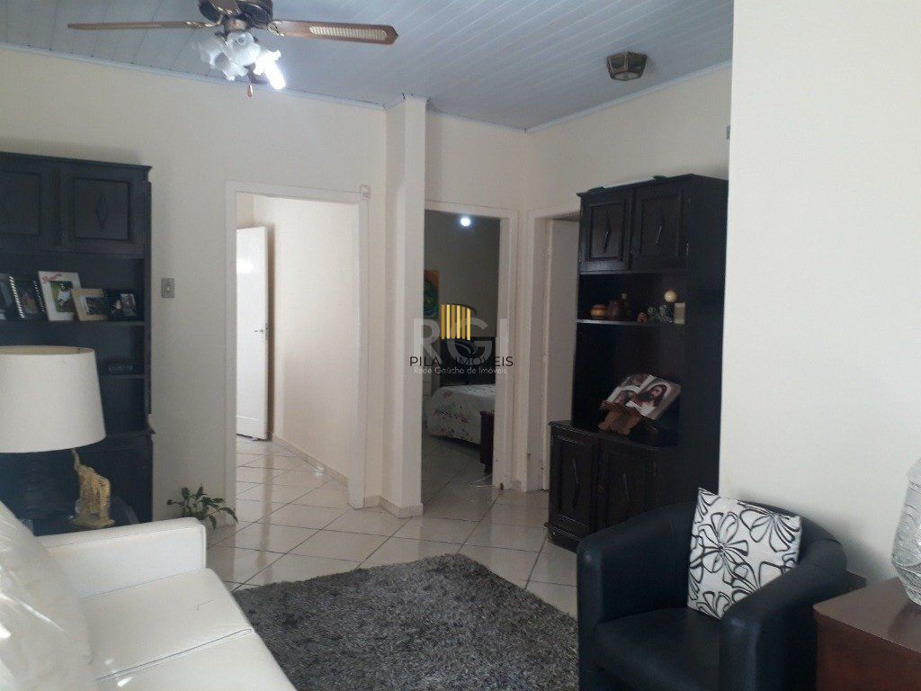 Casa para Venda - 152m², 3 dormitórios, sendo 1 suites, 1 vaga - Passo da Areia