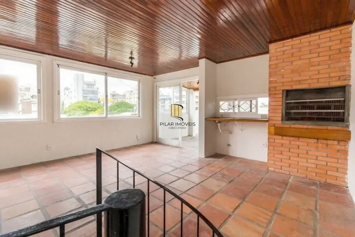 Vende-se cobertura com 1 quarto, 105m² e 1 vaga - Mont Serrat