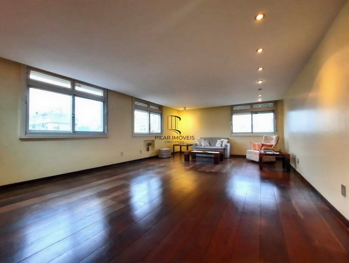 Vende-se apartamento com 3 quartos(1 suíte), 184m² e 2 vagas - Bom Fim