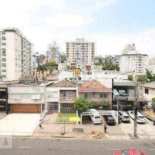 Vende-se apartamento 2 dorm c/ suite, living com sacada c/ churrasuqiera, vaga coberta - 93m² - Mont Serrat