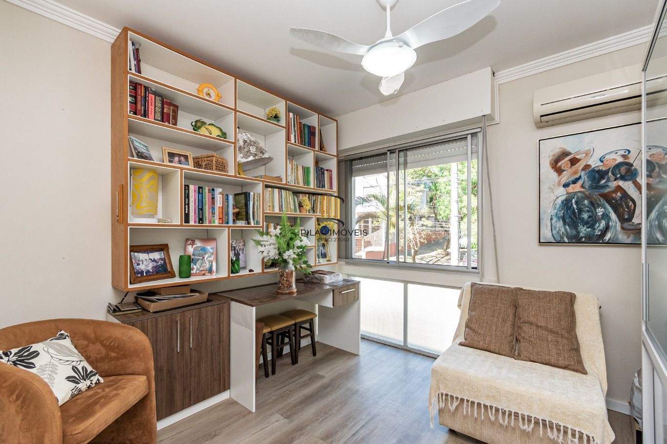 Vende-se apartamento com 3 quartos (1 suíte), 133 m² e 1 vaga – Petrópolis