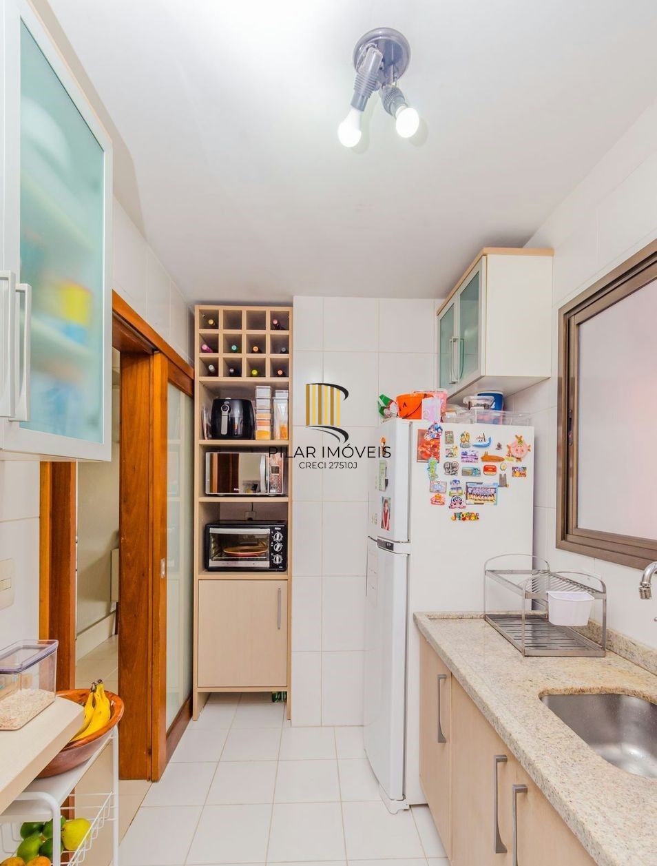 Vende-se apartamento com 3 quartos, suíte e churrasqueira – 103 m² - Petrópolis