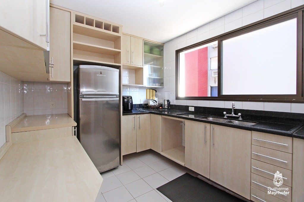 Apartamento para Venda - 114m², 3 dormitórios, sendo 1 suites, 2 vagas - Petrópolis