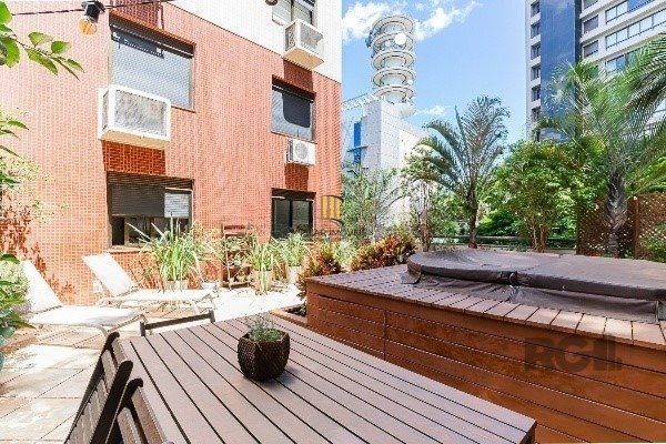 Apartamento Garden de 232m² com Terraço, 3 Dormitórios, 3 Vagas e Infraestrutura Completa na Bela Vista