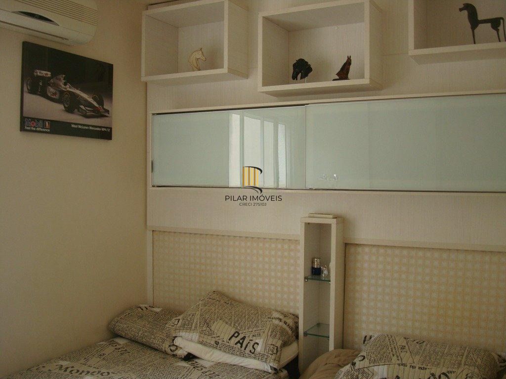 Vende-se apartamento com 2 quartos(1 suíte), 86m² e sacada - Mont'Serrat