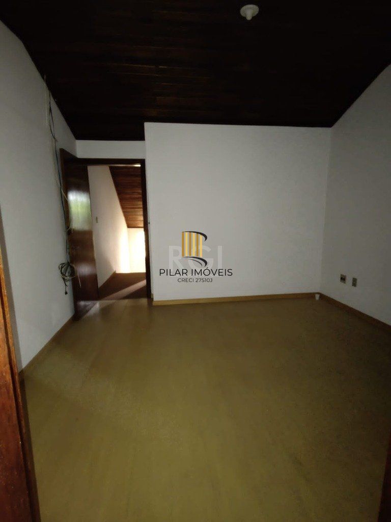 Casa para Venda - 98m², 2 dormitórios, 2 vagas - Alto Petrópolis