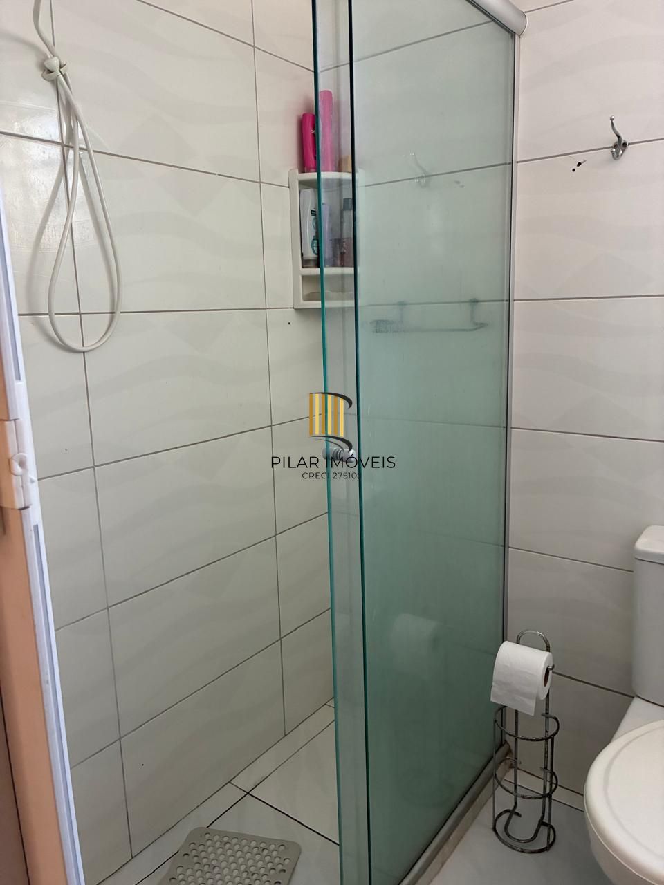 Vende-se apartamento com 2 quartos, e 1 vaga – Passo da Areia