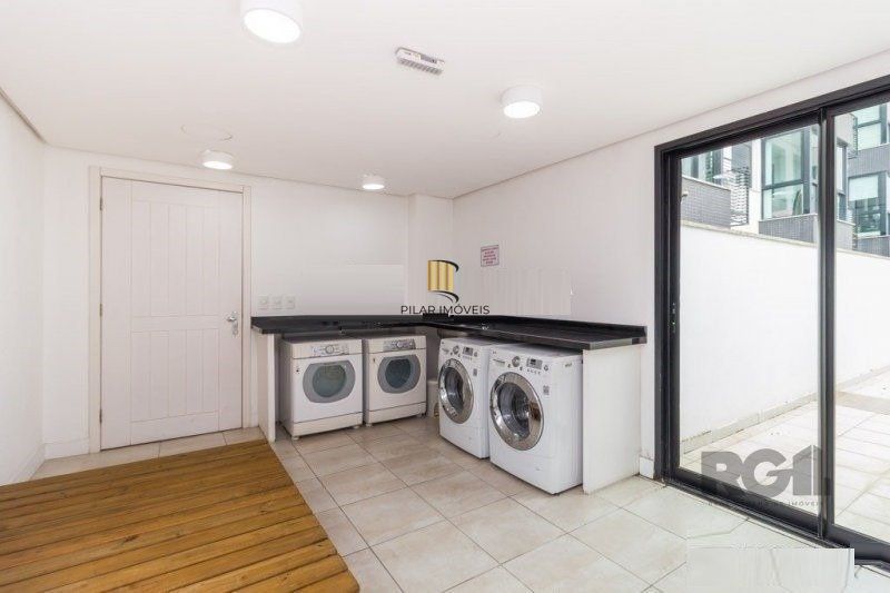 Apartamento para Venda - 38m², 1 dormitório, sendo 1 suites, 1 vaga - Menino Deus
