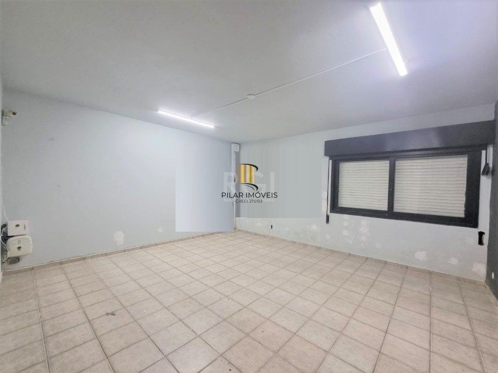 Casa 4 dormitórios no bairro Higienópolis