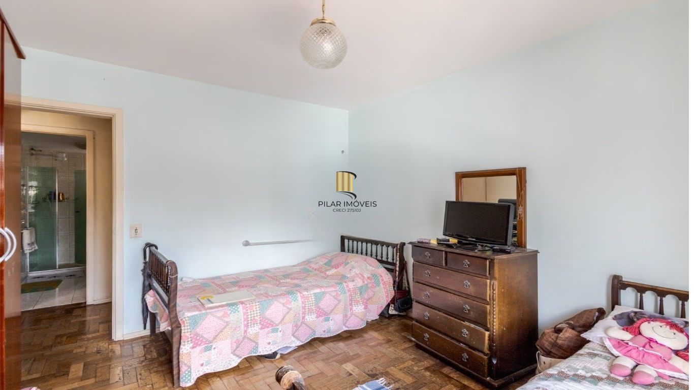 Excelente apartamento de 2 D na Demétrio Ribeiro