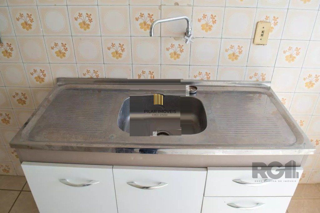 Vende-se apartamento 1 dorm 1 vaga coberta próximo da PUCRS