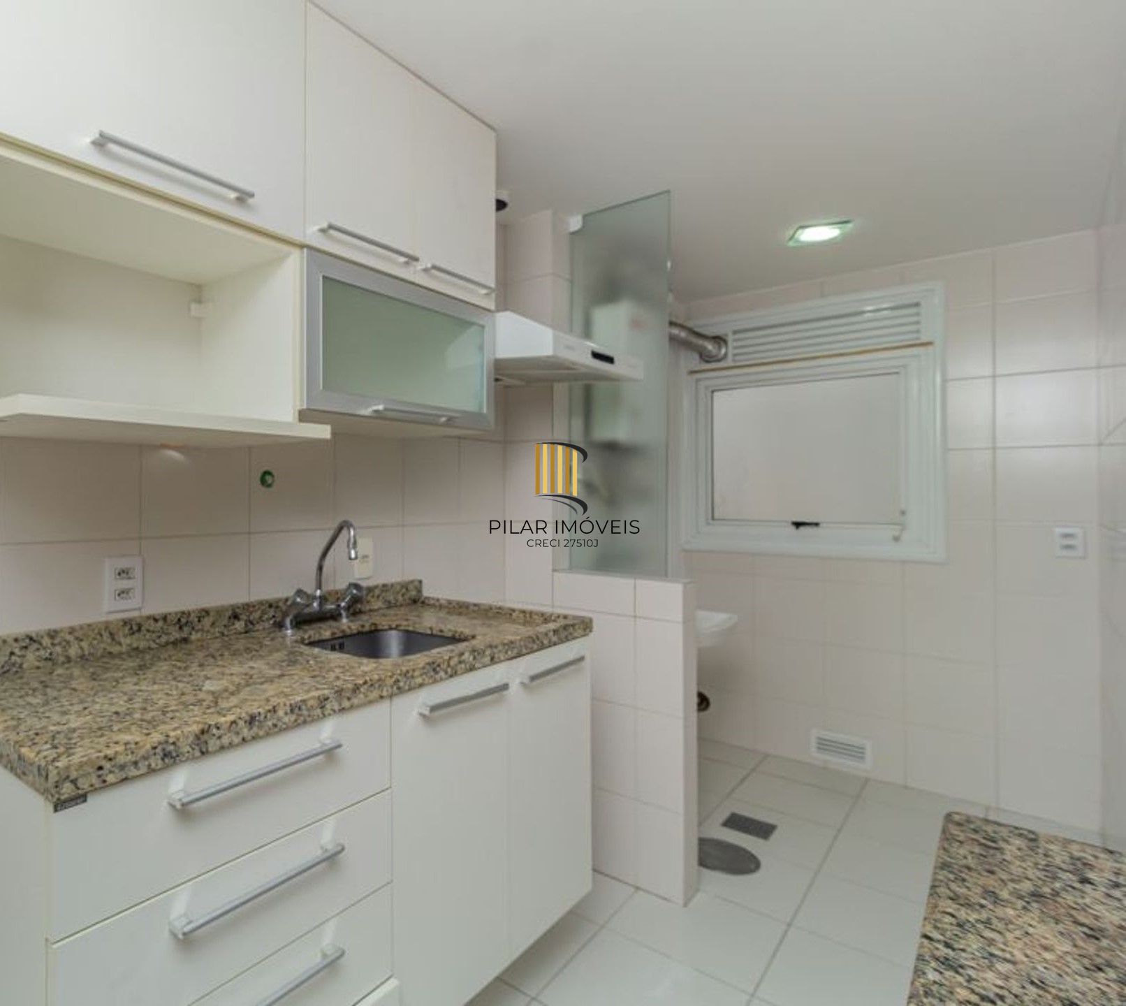 Vende-se apartamento com 2 quartos (1 suíte), 62m² e 1 vaga – Vila Ipiranga
