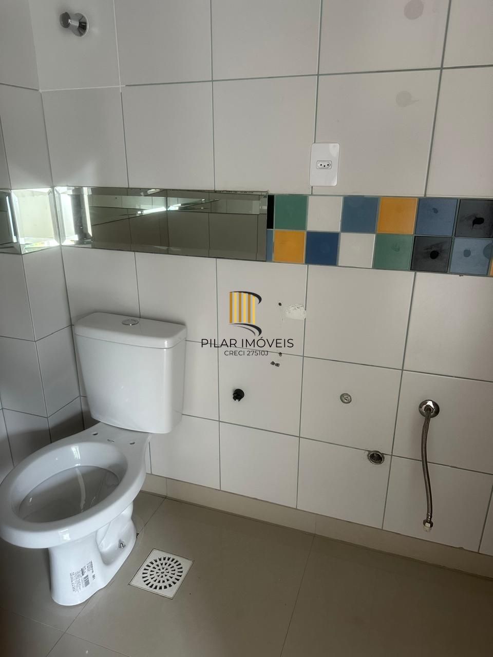 Vende-se casa com 4 suítes, 184m² e 4 vagas – Chácara das Pedras