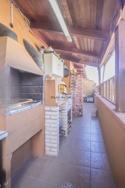 Vende-se cobertura com 3 quartos (1 suíte), 315 m², 2 vagas - Bela Vista
