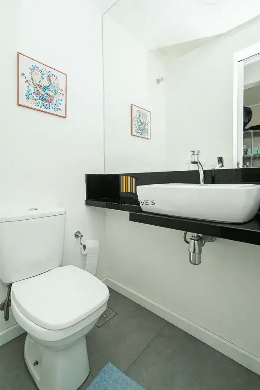 Vende-se apartamento com 3 quartos (1 suíte), 139 m², 2 vagas – Moinhos de Vento