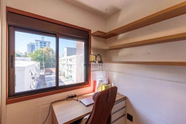 Vende-se apartamento com dois quartos(1 suíte), 73M² e 1 vaga - Rio Branco