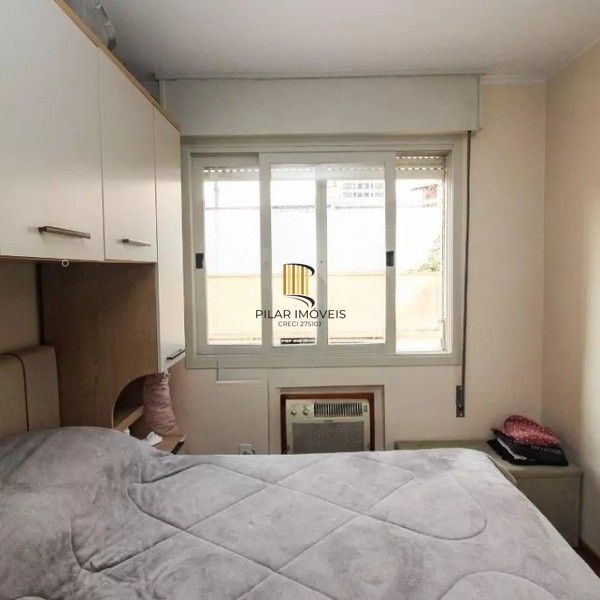 Vende-se apartamento com 2 quartos, 84 m² e 1 vaga - Menino Deus