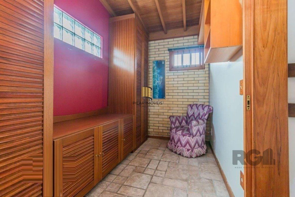 Ampla Cobertura de 181m² com 2 Quartos, Suíte e 2 Vagas no Bairro São João!