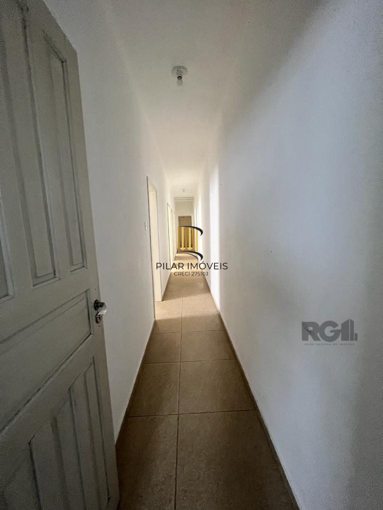 Casa 4 dormitórios no bairro Petrópolis