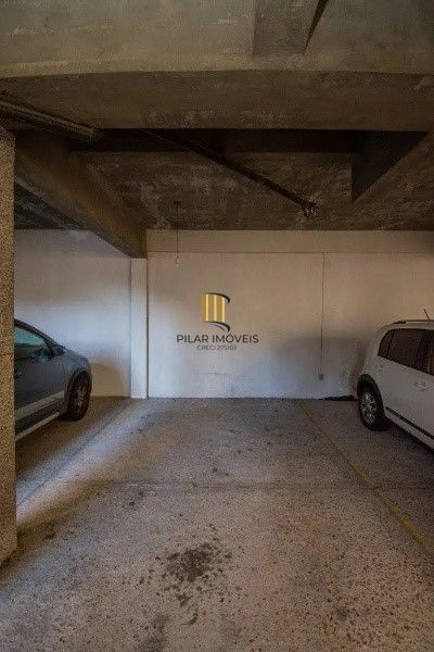Vende-se apartamento de 2 quartos, 1 vaga, 87m² - Bom Fim