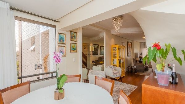 Vende-se cobertura com 3 quartos (1 suíte), piscina privativa, 202m² e 2 vagas - Mont Serrat