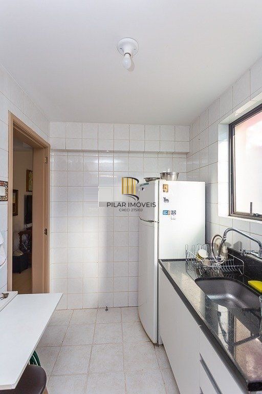 Apartamento 2 dormitórios, 2 banheiros, 1 vaga de garagem no Bairro Independência