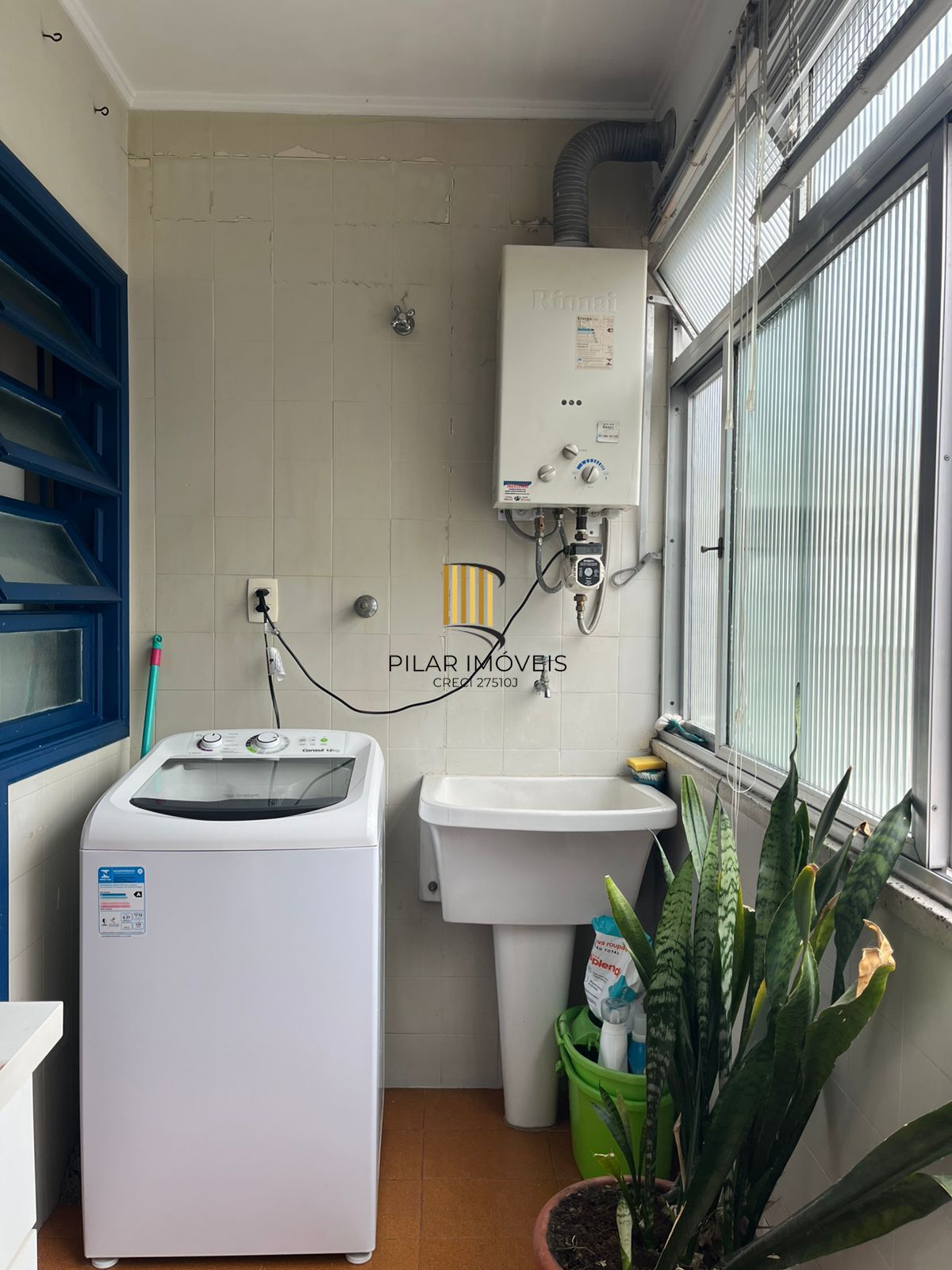 Vende-se apartamento com 2 quartos, 88m², churrasqueira e 1 vaga – Santa Cecília