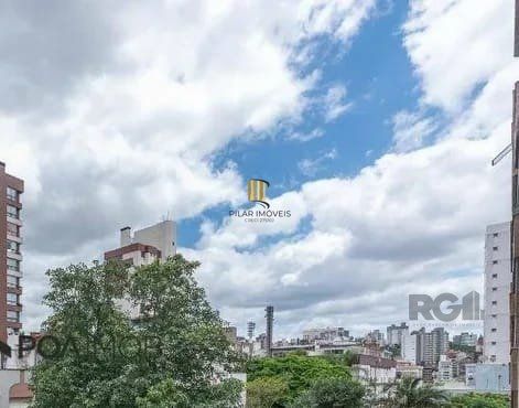 Vende-se excelente apartamento 1 dorm c/ vaga próximo da Encol - 56m² - Petrópolis