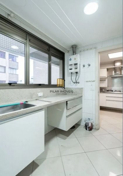 Apartamento 3 suítes, 301m², 4 vagas, semi-mobiliado – Bela Vista