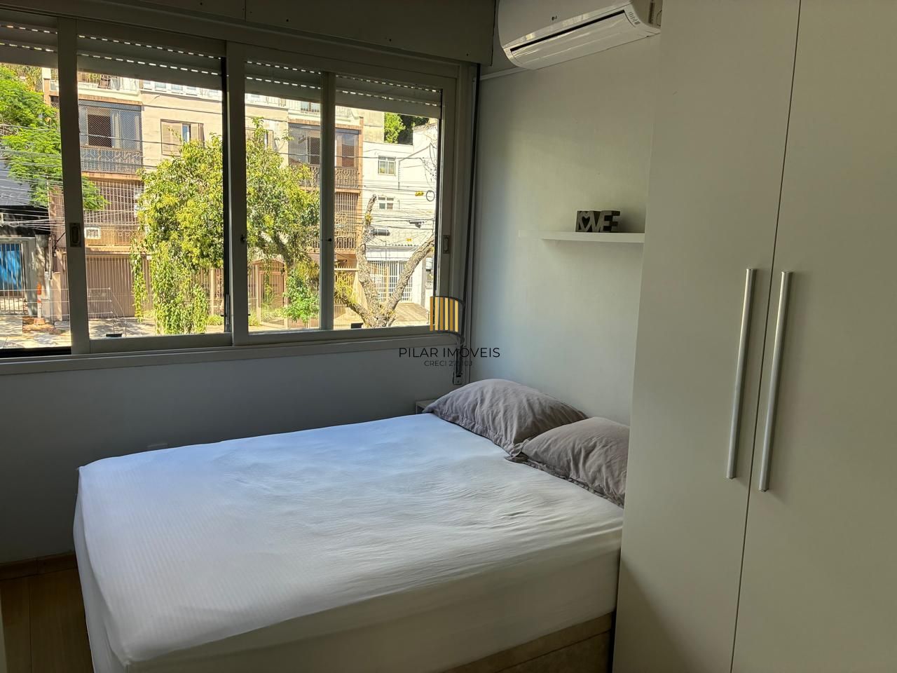 Vende-se apartamento com 1 dormitório, 40 m² e 1 vaga - Auxiliadora