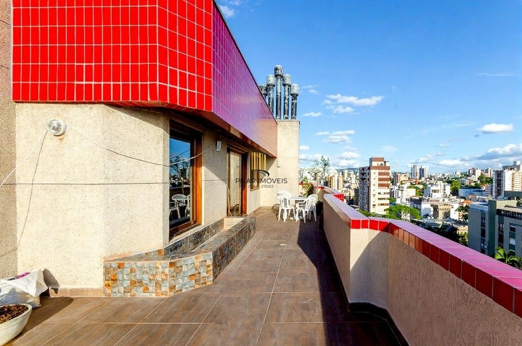 Vende-se cobertura com 3 quartos (1 suíte), 311m² e 3 vagas – Rio Branco