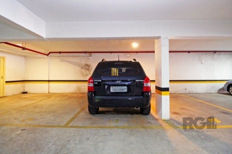 Apartamento 3 dormitórios, 1 suíte, 2 vagas - 95,75m² de área privativa no Bairro Independência