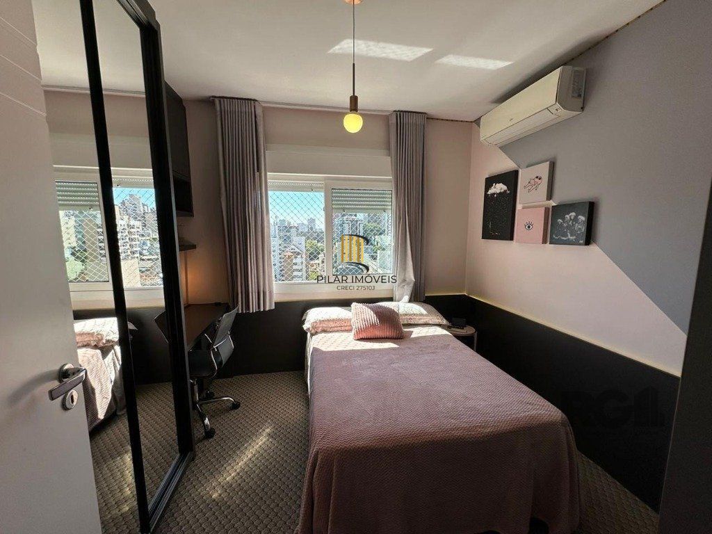 Vende-se luxuoso apartamento com 3 suítes, 2 vagas, lareira no bairro Rio Branco com 133m²