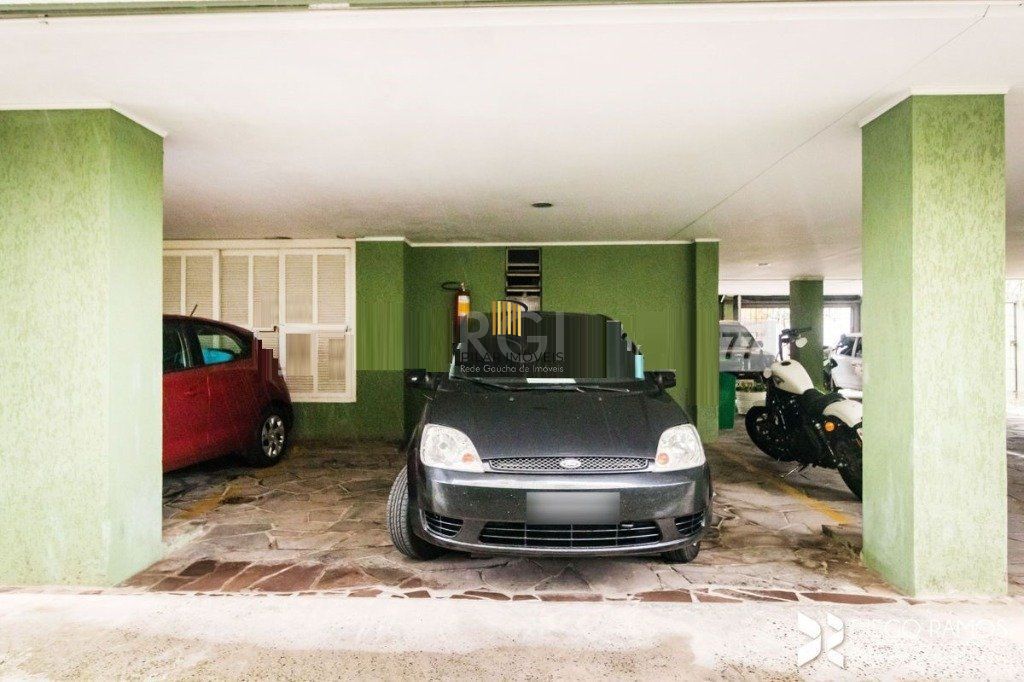 Apartamento para Venda - 79m², 2 dormitórios, 1 vaga - Partenon
