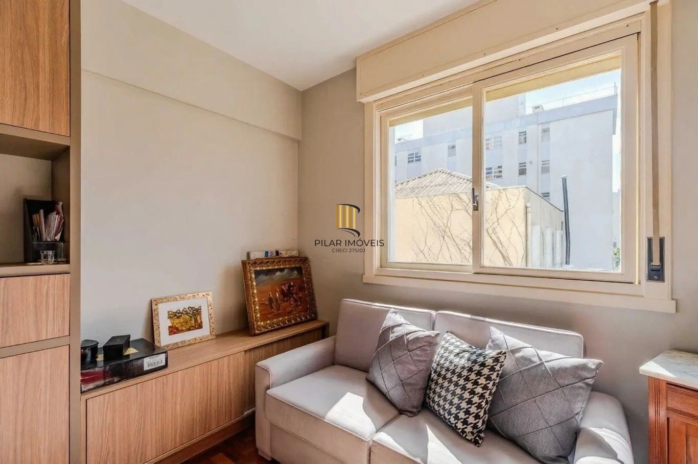 Vende-se apartamento com 3 quartos (1 suíte), 89m² e 1 vaga – Bom Fim