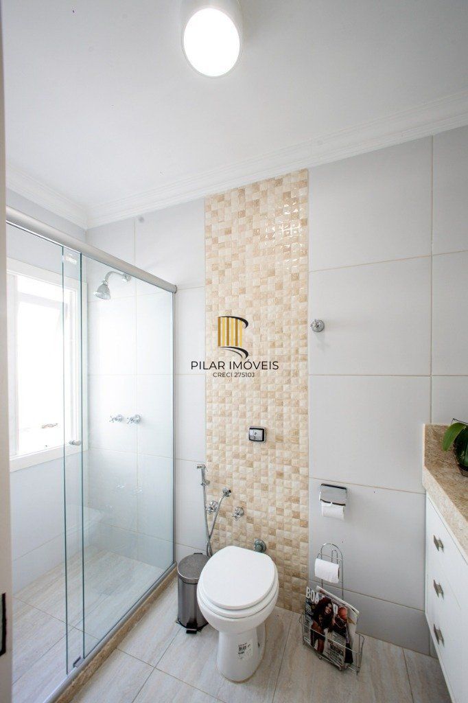 Casa Condominio para Venda - 193.67m², 3 dormitórios, sendo 1 suites, 3 vagas - Chácara das Pedras
